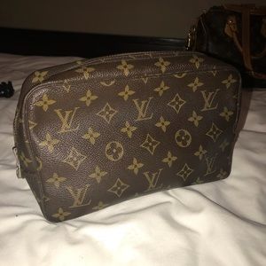 AUTHENTIC Louis Vuitton Toiletry Bag